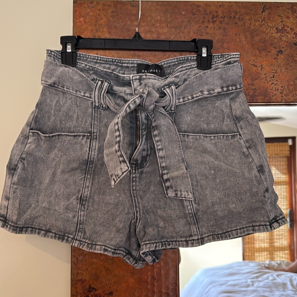Animari shorts (VanDeVort) size L
